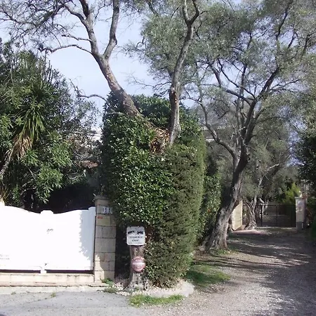 Vila Avec Piscine Privee A Les Pins *