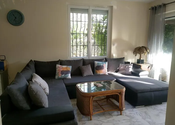 Villa Avec Piscine Privee A Les Pins